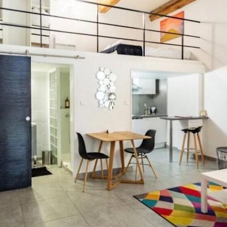 T2 rénové avec mezzanine : Suite Smoothie et bikini Montpellier Extérieur photo